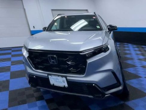 Used 2026 Honda CR-V Sport image 3