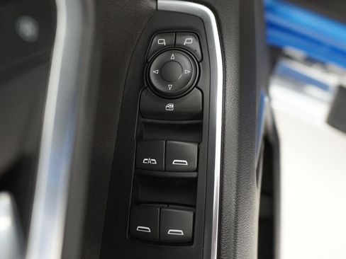 Used 2022 Chevrolet Silverado 1500 LT AWD/4WD image 18