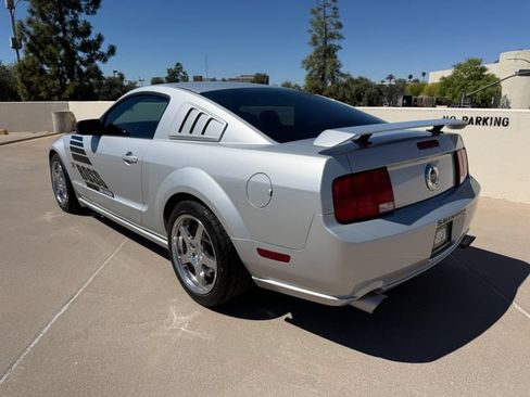 Used 2006 Ford Mustang GT Premium RWD image 6