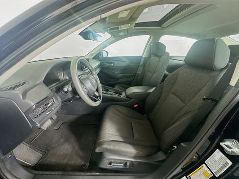 Used 2024 Honda Accord EX image 13