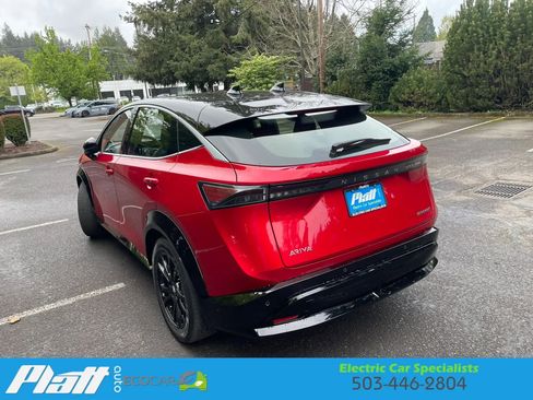 Used 2023 Nissan Ariya FWD image 7