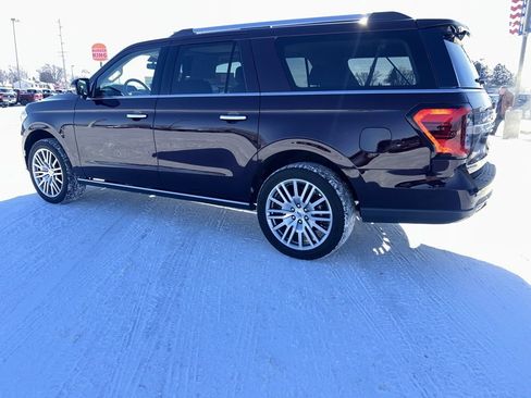Used 2023 Ford Expedition Max Limited image 10