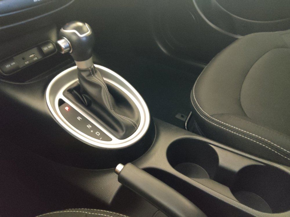 Used 2019 Kia Soul + FWD image 26