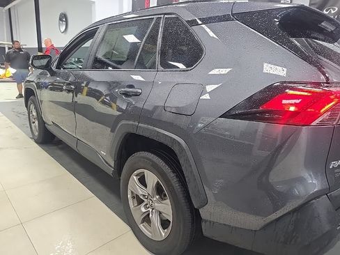Used 2022 Toyota RAV4 XLE w/ XLE Grade Weather Package AWD/4WD image 7