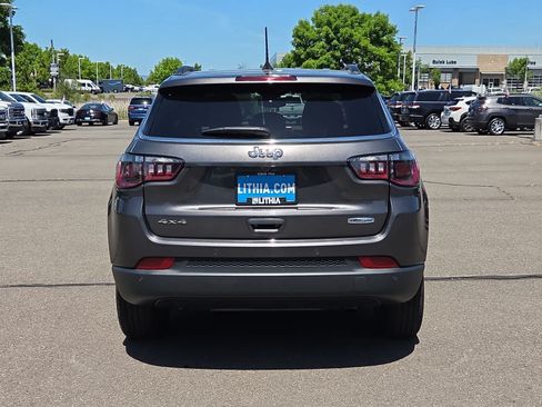 Used 2023 Jeep Compass Latitude w/ Convenience Group AWD/4WD image 13