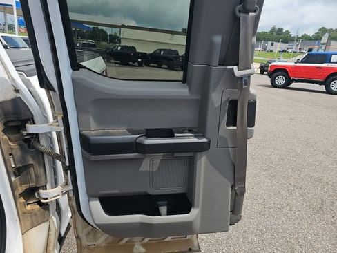 Used 2019 Ford F150 XL w/ Equipment Group 101A Mid RWD image 13