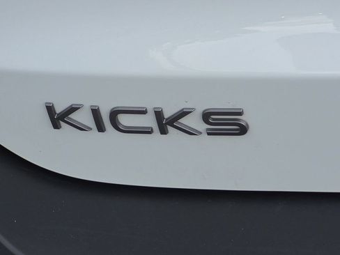Used 2026 Nissan Kicks SV FWD image 25