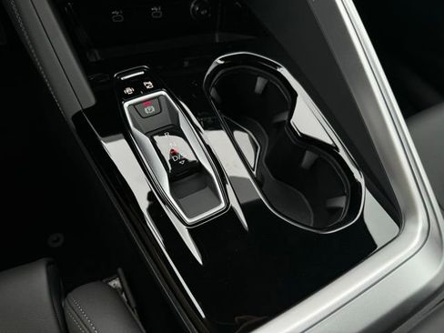 New 2025 Audi Q5 Premium Plus image 16