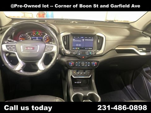 Used 2020 GMC Terrain SLT w/ Preferred Package AWD/4WD image 18