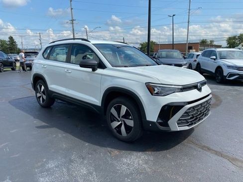 New 2025 Volkswagen Taos S image 7