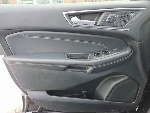 Used 2022 Ford Edge Titanium image 36