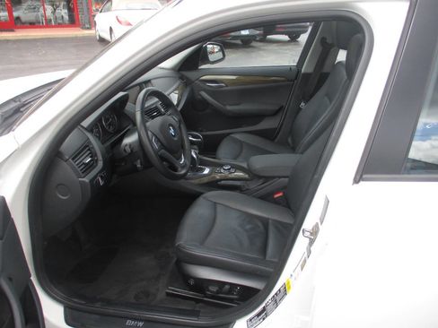 Used 2014 BMW X1 xDrive28i image 5