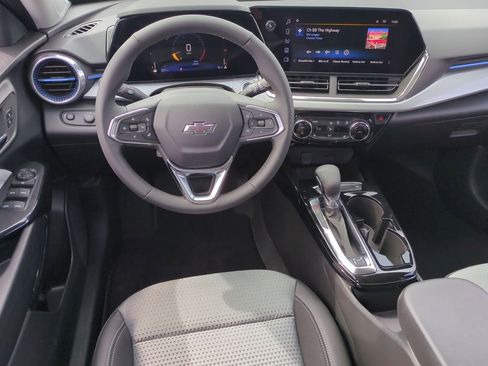 New 2026 Chevrolet Trax LT w/ Driver Confidence Package FWD image 20