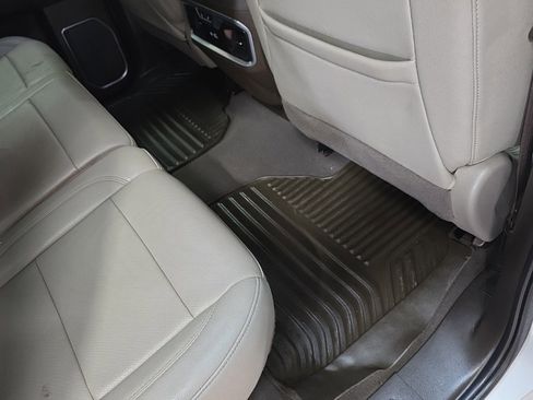 Used 2022 Chevrolet Silverado 1500 LTZ w/ LTZ Convenience Package II image 17