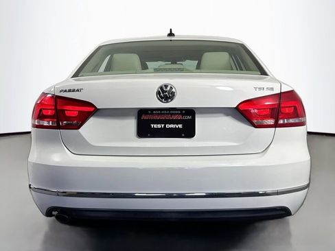 Used 2015 Volkswagen Passat 1.8T SE FWD image 6