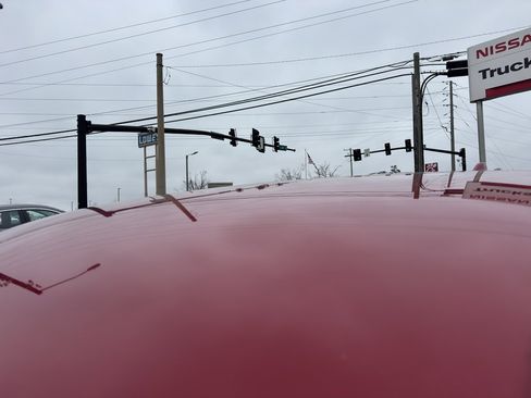 Used 2017 Nissan Rogue S image 9