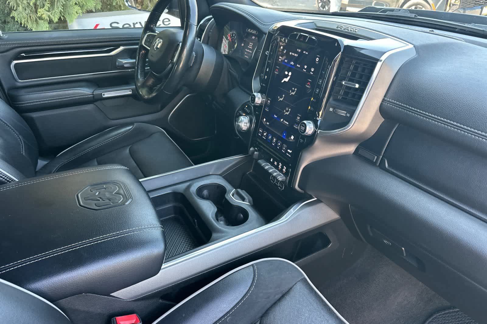 Used 2020 RAM 1500 Laramie w/ Sport Appearance Package AWD/4WD image 17