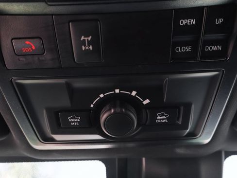 Used 2022 Toyota Tacoma TRD Pro AWD/4WD image 33