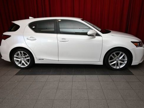 Used 2016 Lexus CT 200h 200h image 10