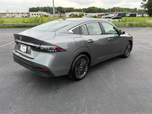 Used 2026 Nissan Sentra SV w/ Floor Mat Package FWD image 10