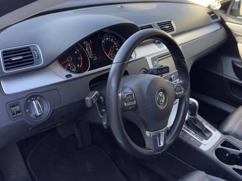 Used 2014 Volkswagen CC Sport image 23