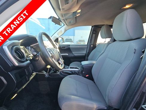 Used 2016 Toyota Tacoma SR5 image 5