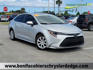 Used 2023 Toyota Corolla LE video 1