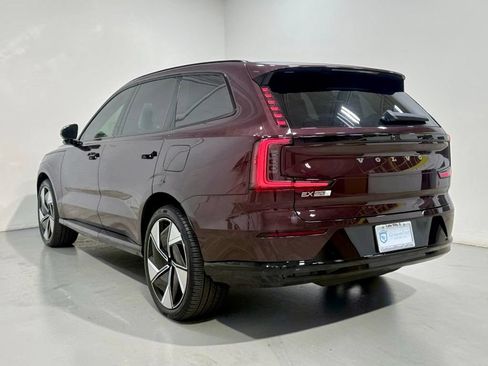 Used 2025 Volvo EX90 Ultra AWD/4WD image 20