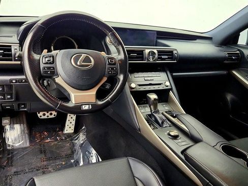 Used 2018 Lexus IS 350 AWD image 13