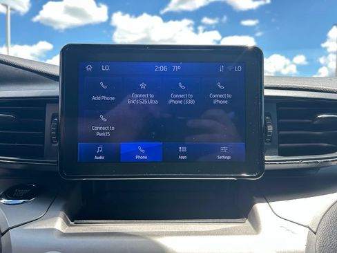 Used 2022 Ford Explorer XLT w/ Class IV Trailer Tow Package AWD/4WD image 18