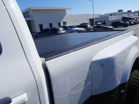 Used 2025 Ford F450 King Ranch w/ FX4 Off-Road Package image 9