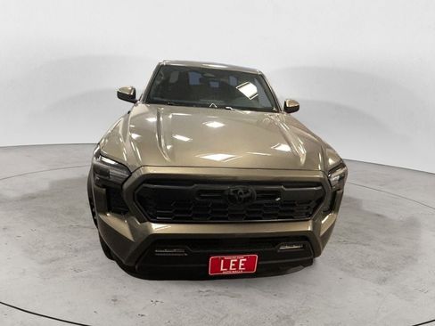 New 2026 Toyota Tacoma TRD Off-Road AWD/4WD image 8