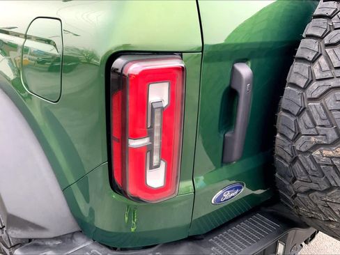 Used 2022 Ford Bronco Badlands image 24