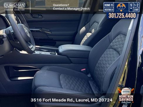 New 2025 Nissan Pathfinder SV w/ Cargo Package AWD/4WD image 4