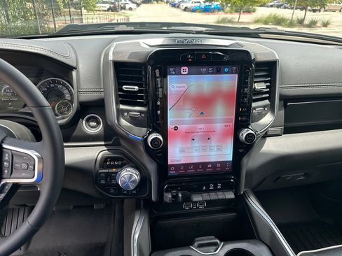 Used 2025 RAM 1500 Laramie w/ Sport Appearance Package AWD/4WD image 22