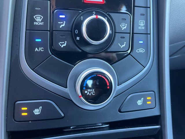 Used 2014 Hyundai Elantra SE w/ Option Group 02 FWD image 11