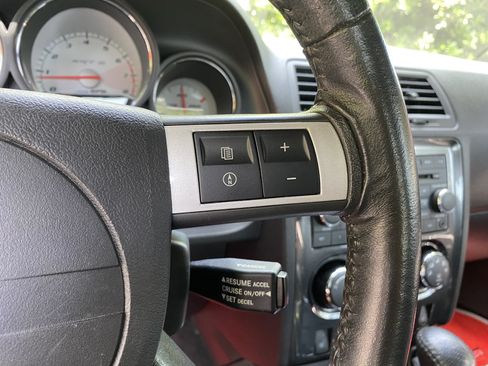 Used 2009 Dodge Challenger SRT8 w/ SRT Option Group II RWD image 20