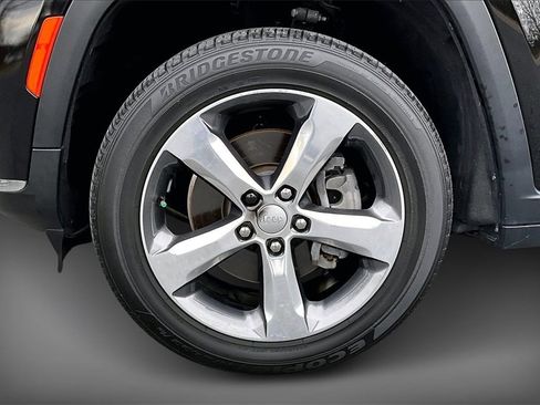 Used 2021 Jeep Grand Cherokee L Limited image 33