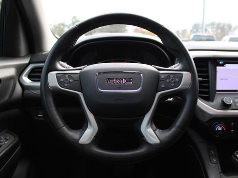 Used 2017 GMC Acadia SLT image 10