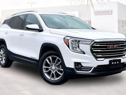 Used 2024 GMC Terrain SLT
