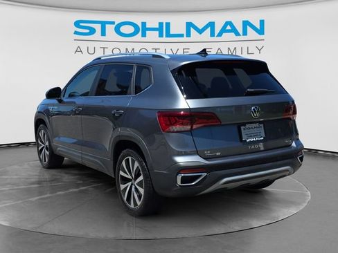 Certified 2023 Volkswagen Taos SE w/ Panoramic Sunroof Package AWD/4WD image 7