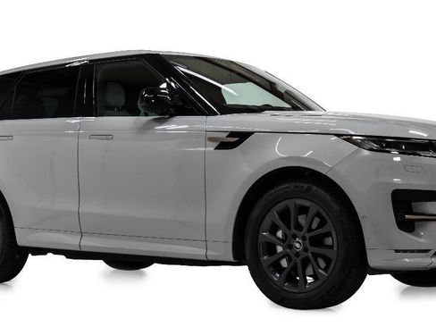 Used 2025 Land Rover Range Rover Sport Dynamic SE AWD/4WD image 1