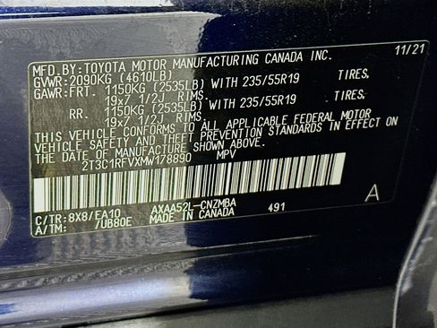 Used 2021 Toyota RAV4 XLE Premium image 12