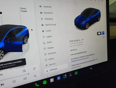 Used 2022 Tesla Model Y Long Range AWD/4WD image 4