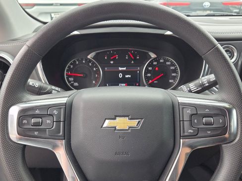 Used 2025 Chevrolet Blazer LT FWD image 24