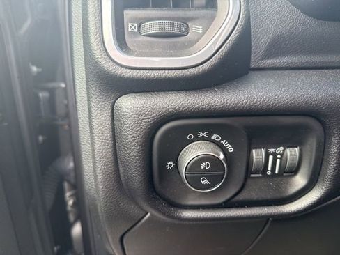 Used 2021 RAM 2500 Laramie AWD/4WD image 19