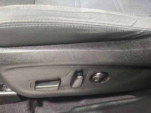Used 2018 Kia Sorento AWD image 17