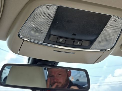 Used 2018 Chrysler 300 Touring w/ Sport Appearance Package image 28