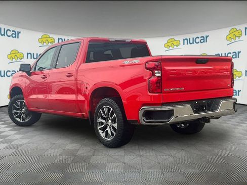 Used 2022 Chevrolet Silverado 1500 LT image 4