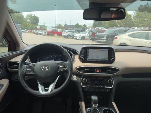 Used 2019 Hyundai Santa Fe FWD image 12